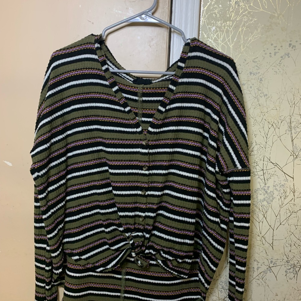urban outfitters sweater